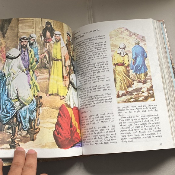 The Childrens Bible New and Old Testament Golden Press New York Published - Picture 8 of 12